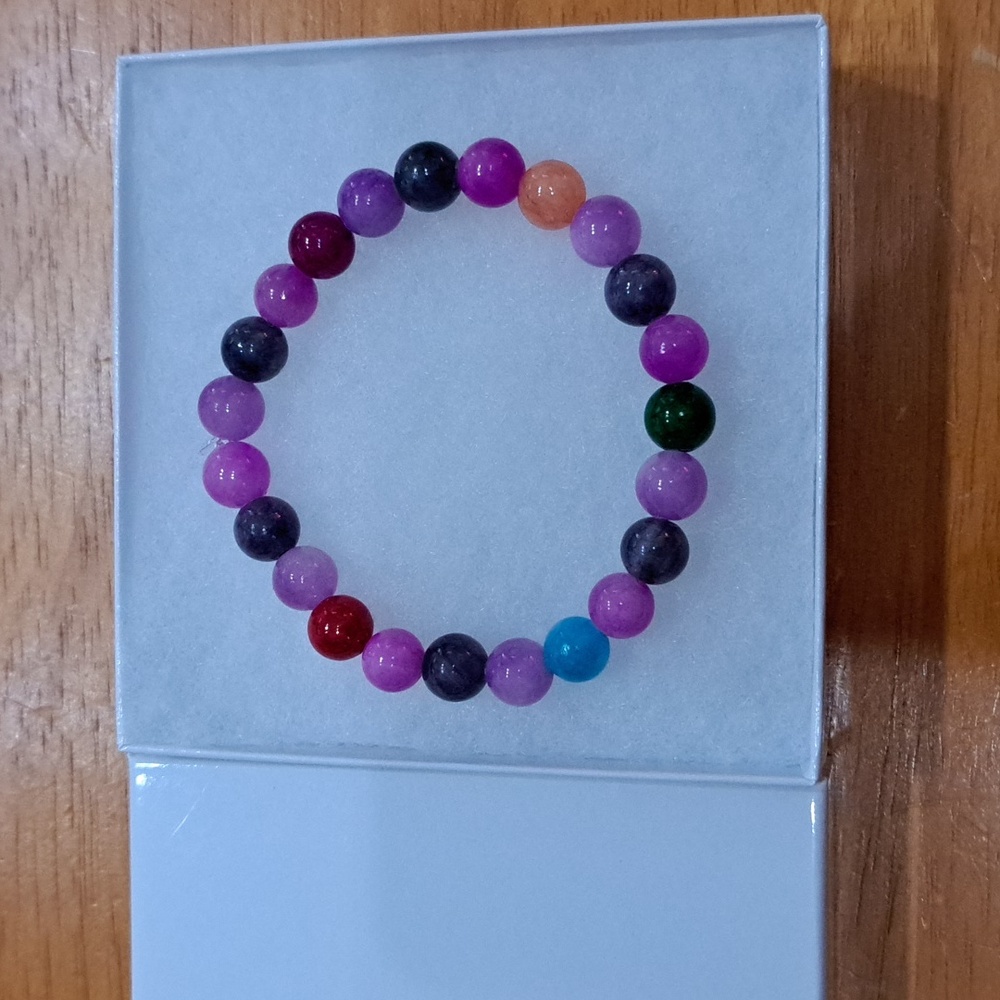 Isla's Jade Stone Bracelet - Picture 4 of 5